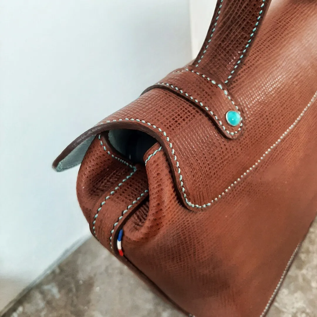 Atelier Anne R Fitzgerald sac cuir saffiano porté main