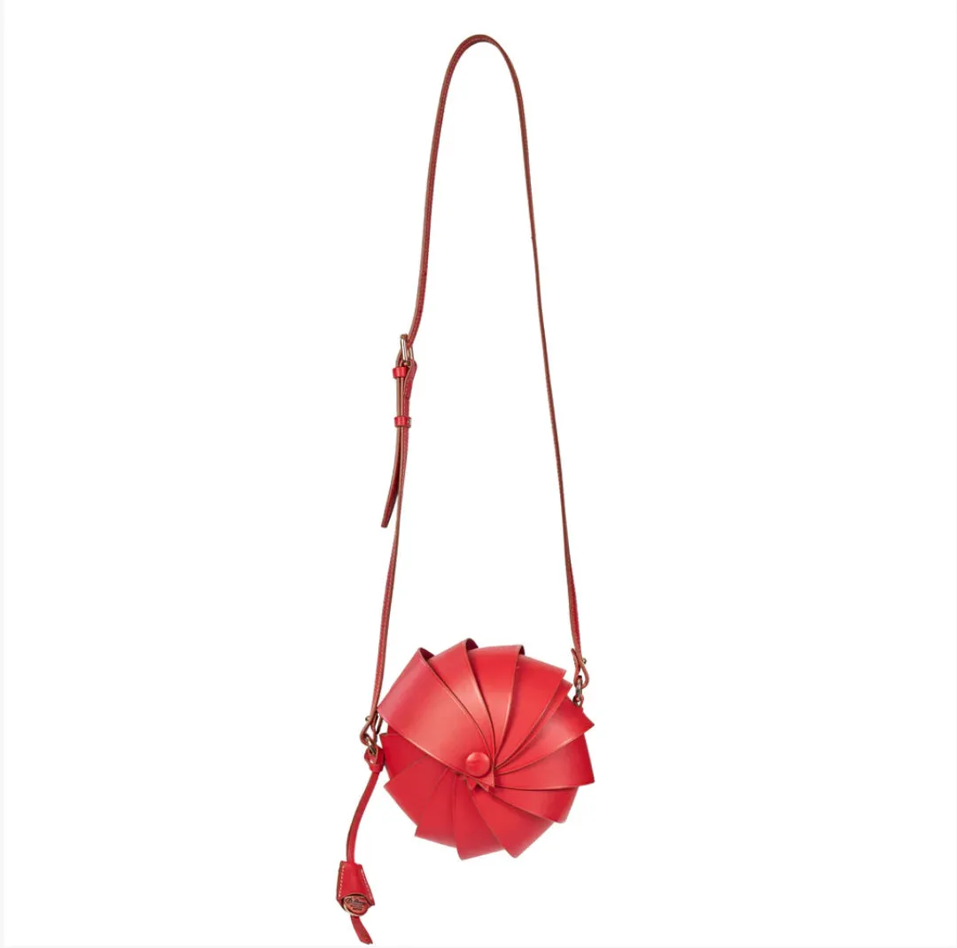Hexagone Cuir Toupie sac bandoulière cuir cognac rond
