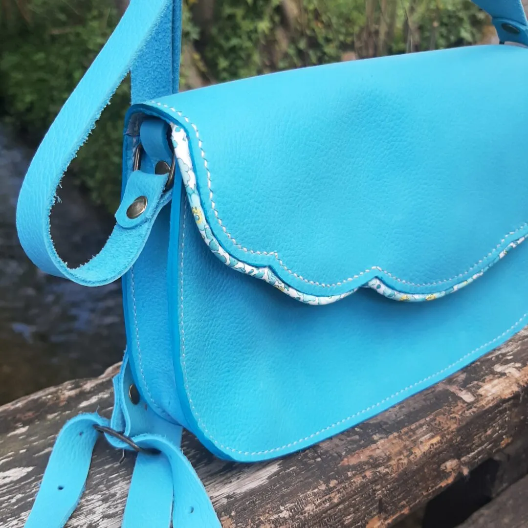 Atelier Anne R petit sac cuir turquoise liberty