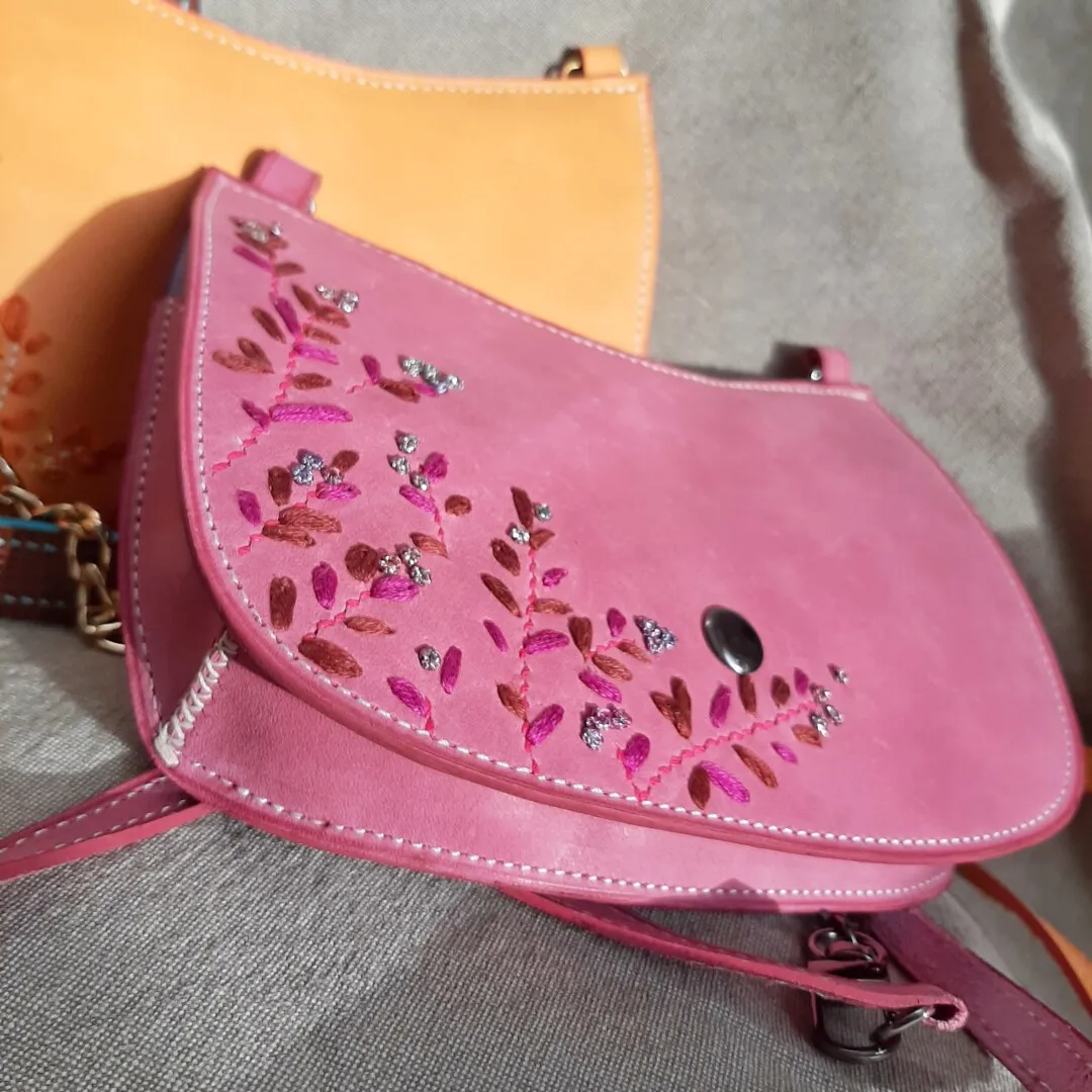 Atelier Anne R Adoré petit sac cuir rose poudré pièce unique
