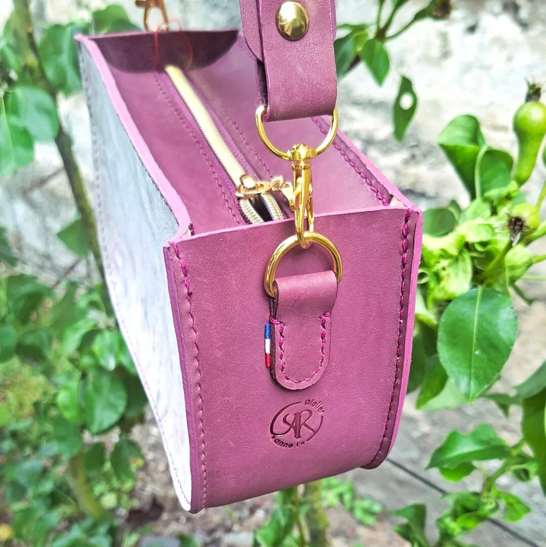 Atelier Anne R sac porté épaule cuir pleine fleur lie de vin floral