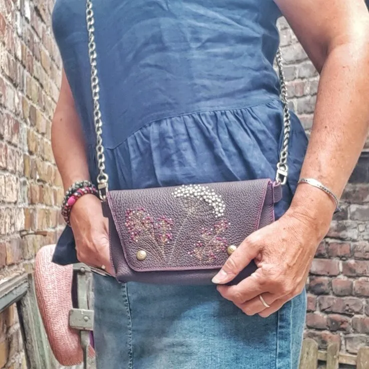 Atelier Anne R petit sac cuir bordeaux broderie florale