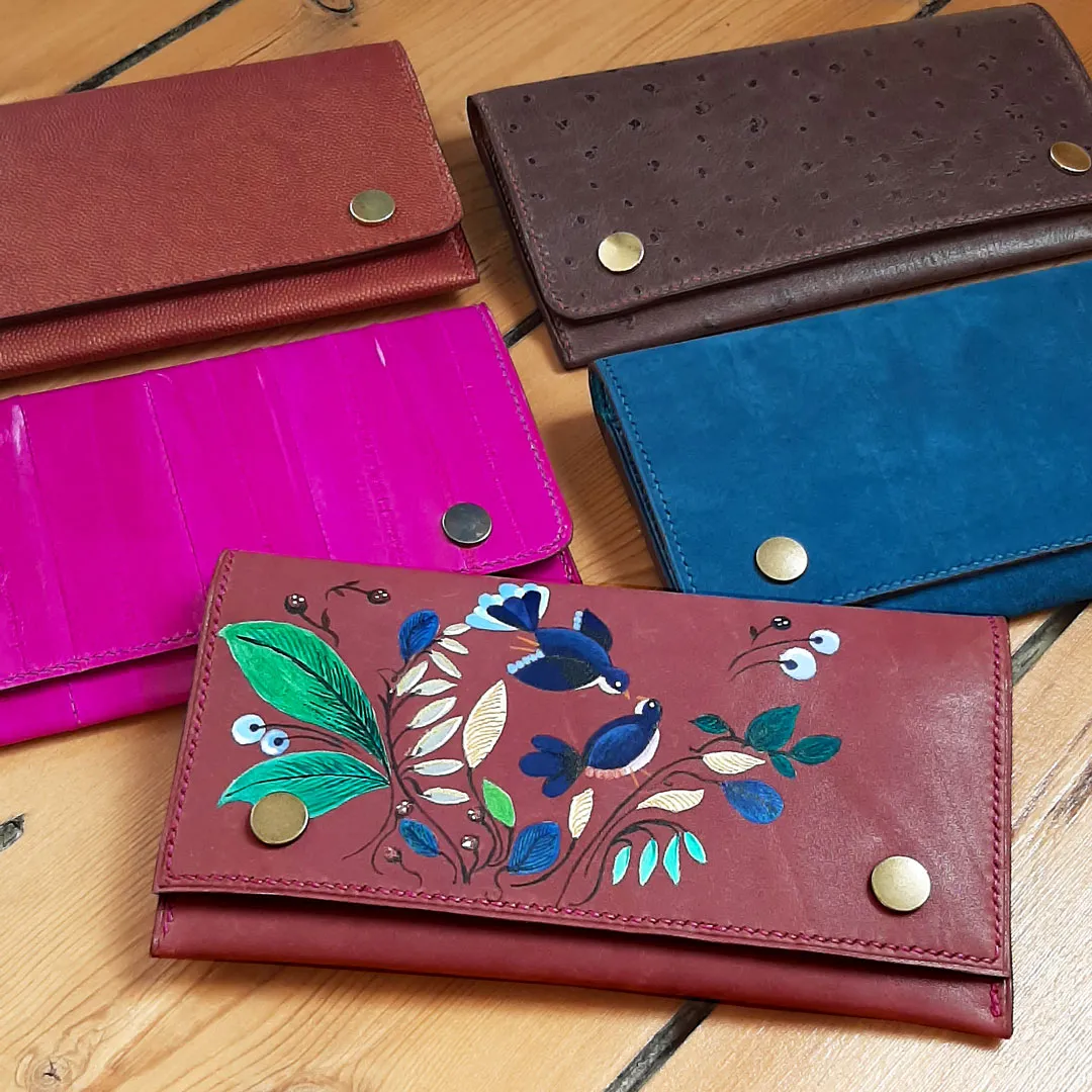 Atelier Anne R compagnon Clareine cuir fuchsia