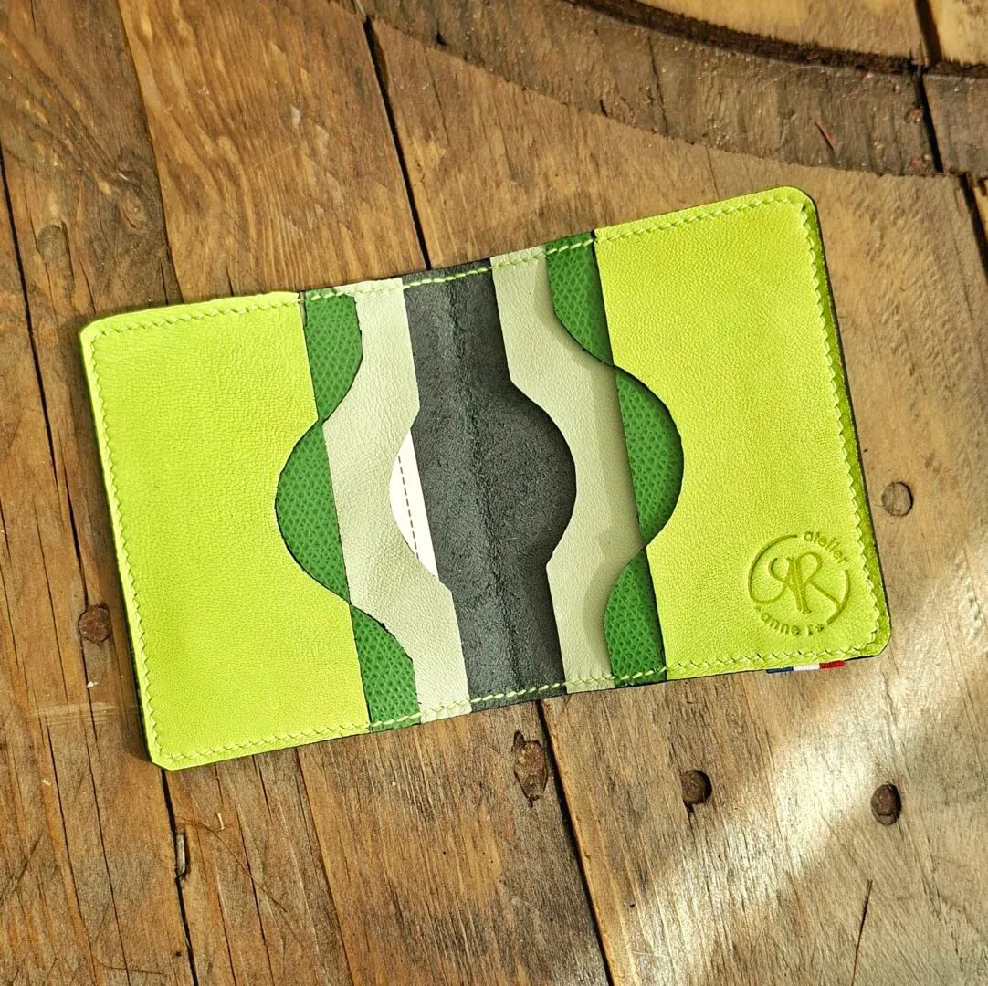 Atelier Anne R porte-cartes cuir vert Epsom 6 cartes