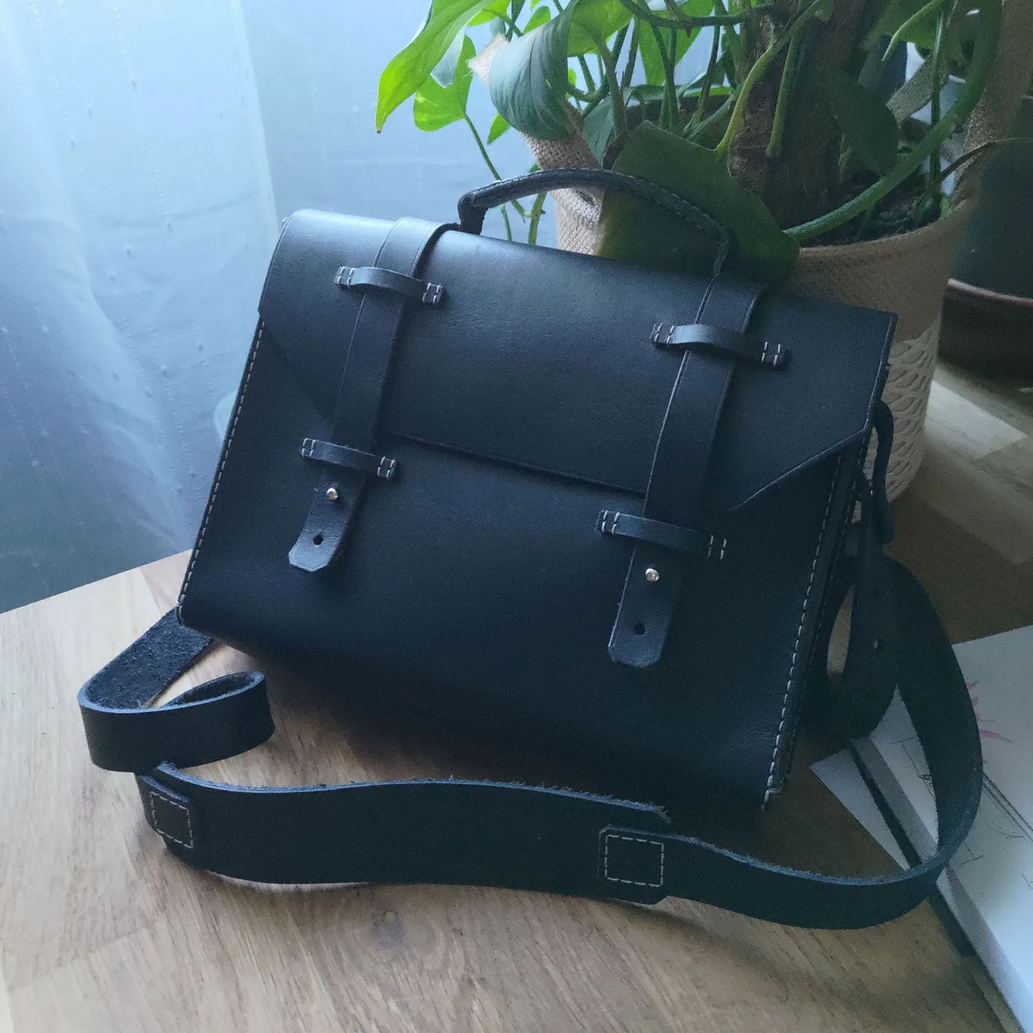 CagnaCuir Atelier La Besace sac cuir vert foncé
