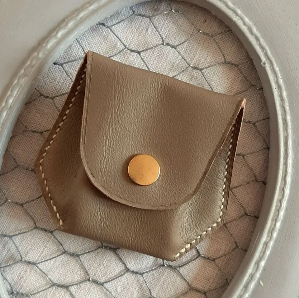 Atelier Anne R Faustine porte-monnaie cuir gris taupe