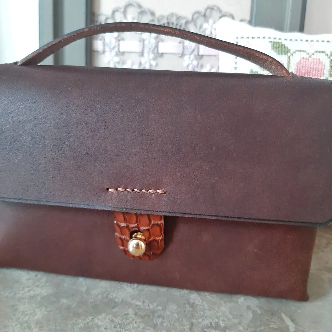 Atelier Anne R Amore petite pochette cuir irisé