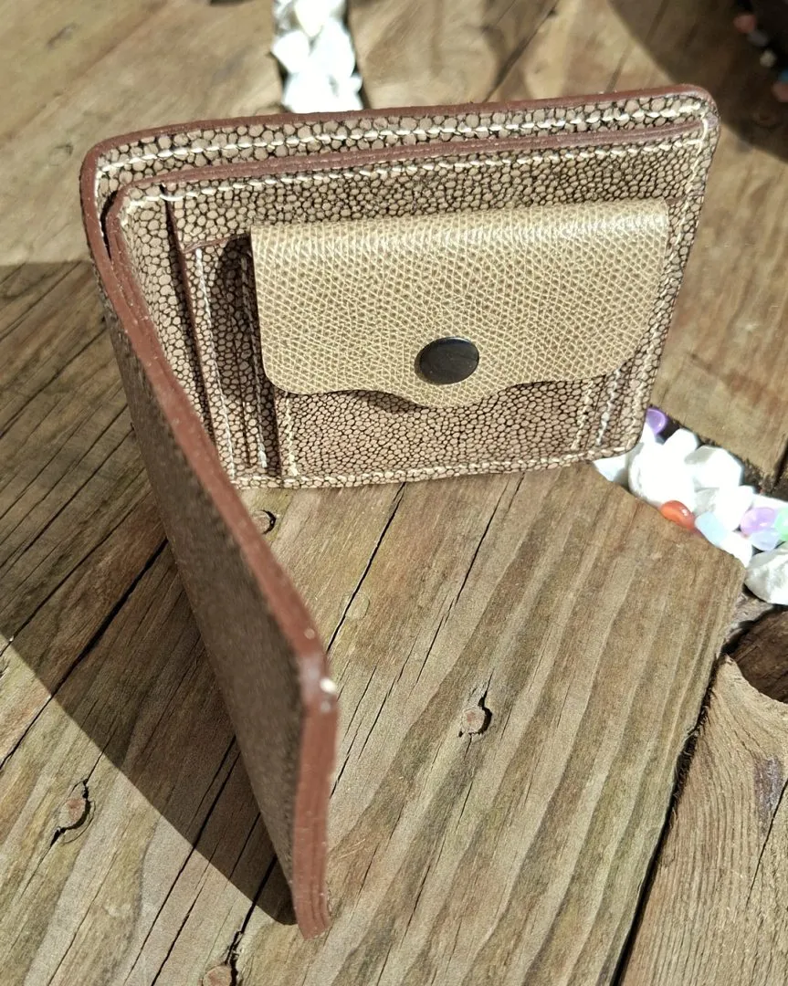 Atelier Anne R galuchat portefeuille cuir chèvre Epsom