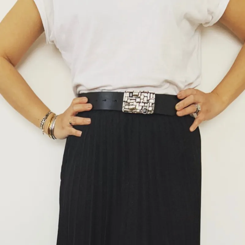 Hexagone Cuir Bijoux ceinture cuir strass noire 85 cm