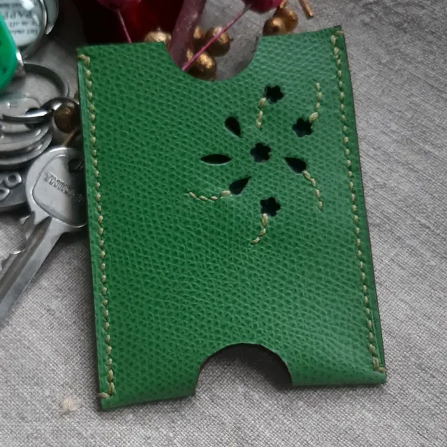 Atelier Anne R Minimaliste porte-carte cuir vert Epsom