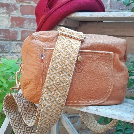 Atelier Anne R sac bandoulière cuir caramel pleine fleur