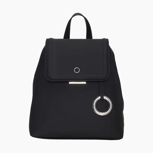 O bag Chilly Black sac à dos à rabat noir caoutchouté