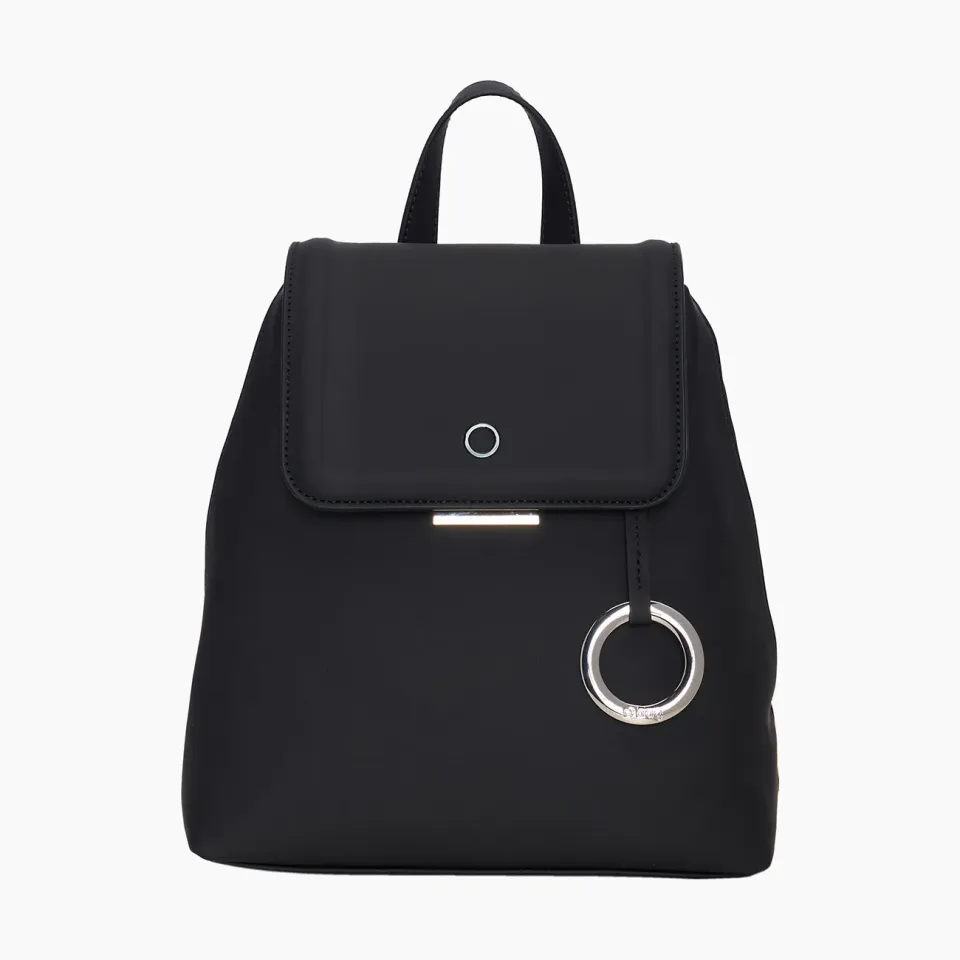 O bag Chilly Black sac à dos à rabat noir caoutchouté