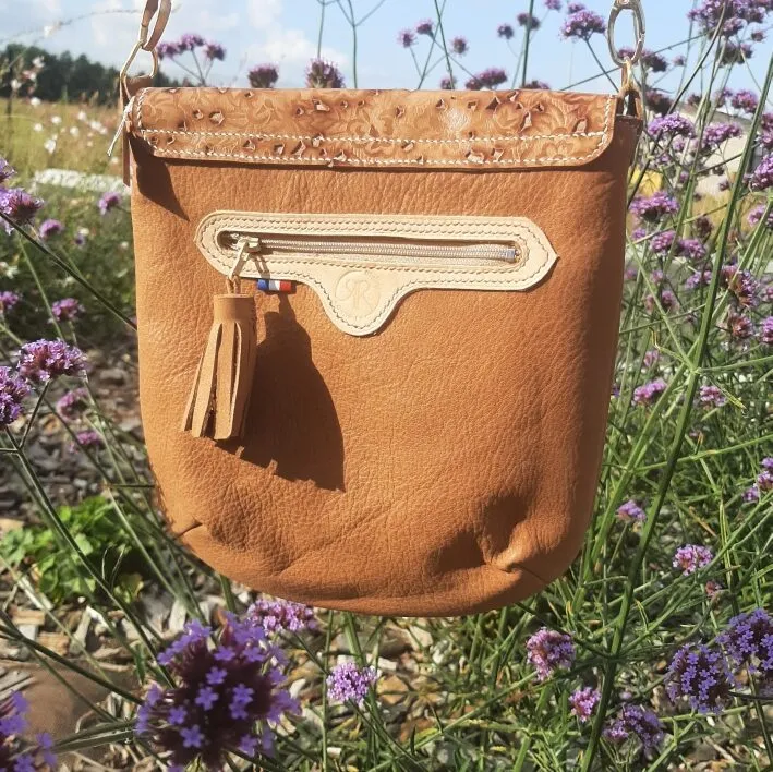 Atelier Anne R Myrlande sac bandoulière cuir caramel floral