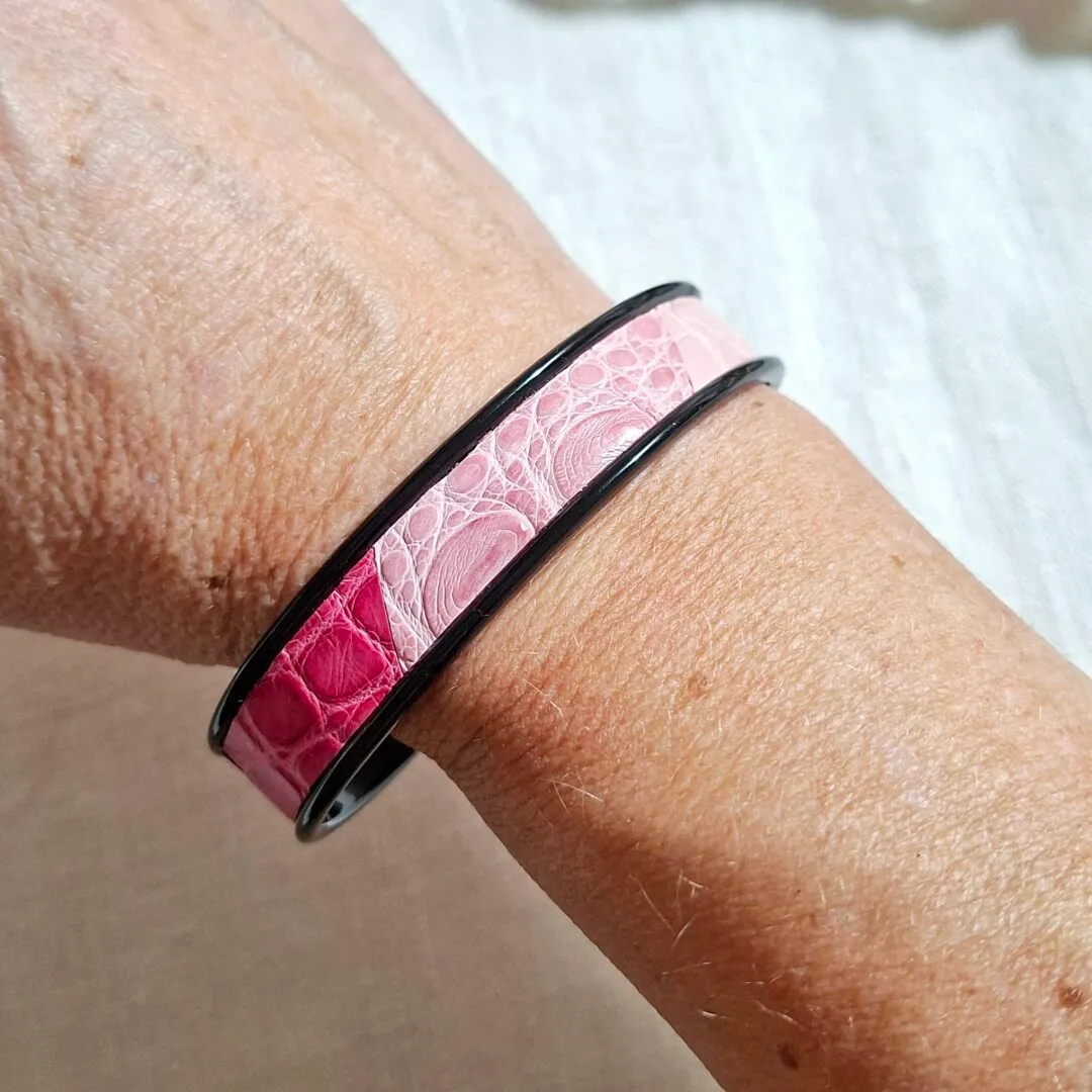 Atelier Anne R manchette bracelet alligator rose 1 cm