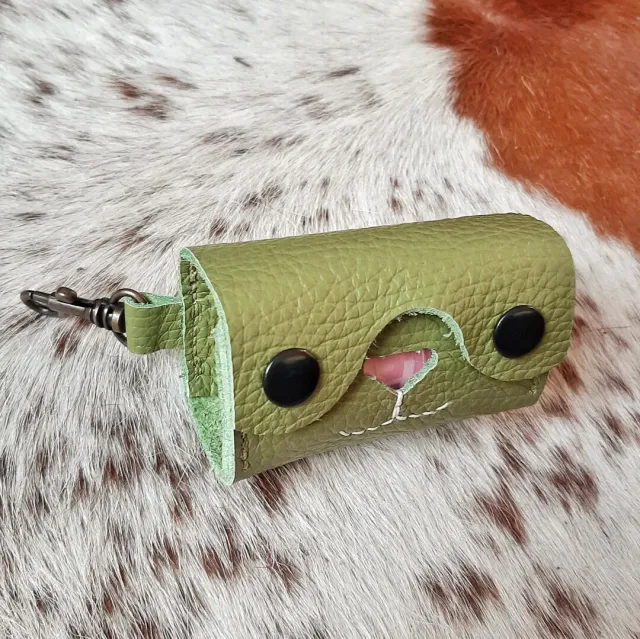 Atelier Anne R pochette Wouf sacs chien