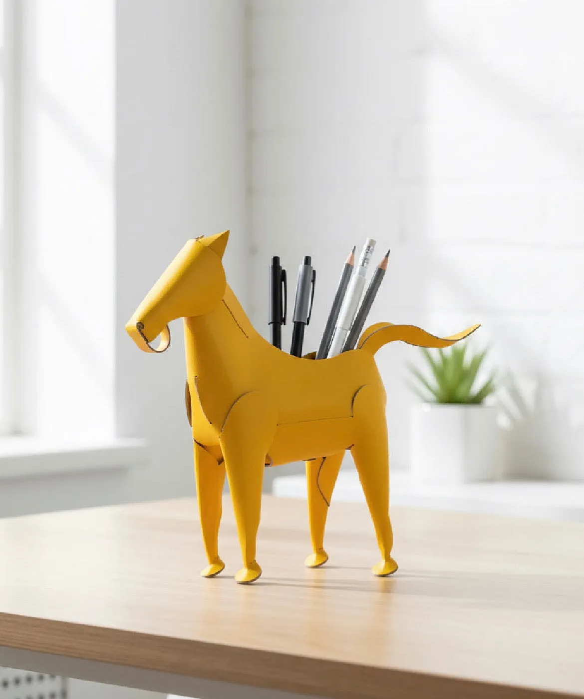 Hexagone Cuir Cheval pot à crayons cuir rouge 27 cm