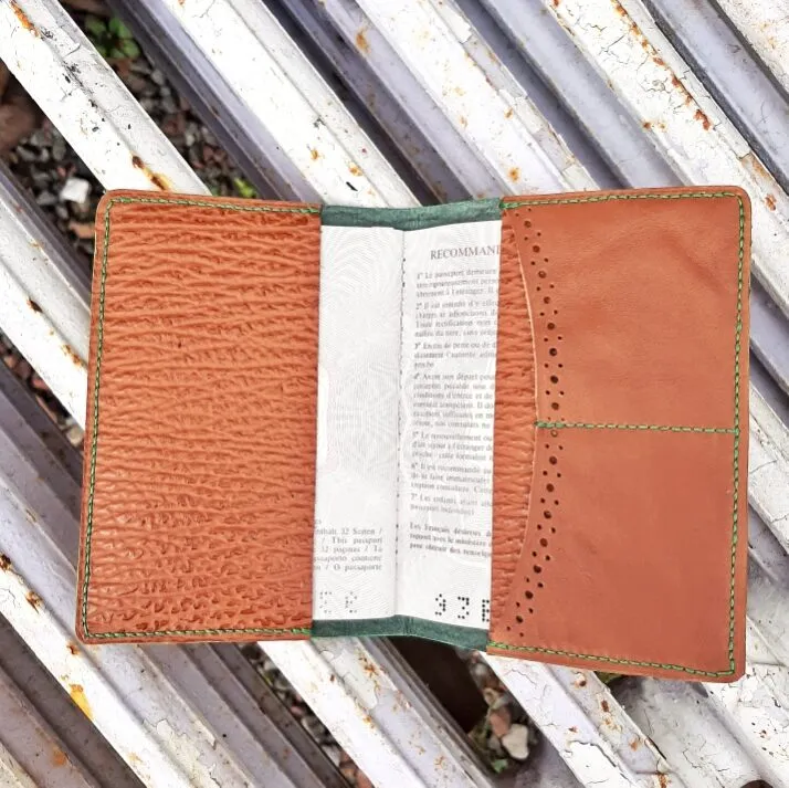 Atelier Anne R porte-passeport cuir marron requin