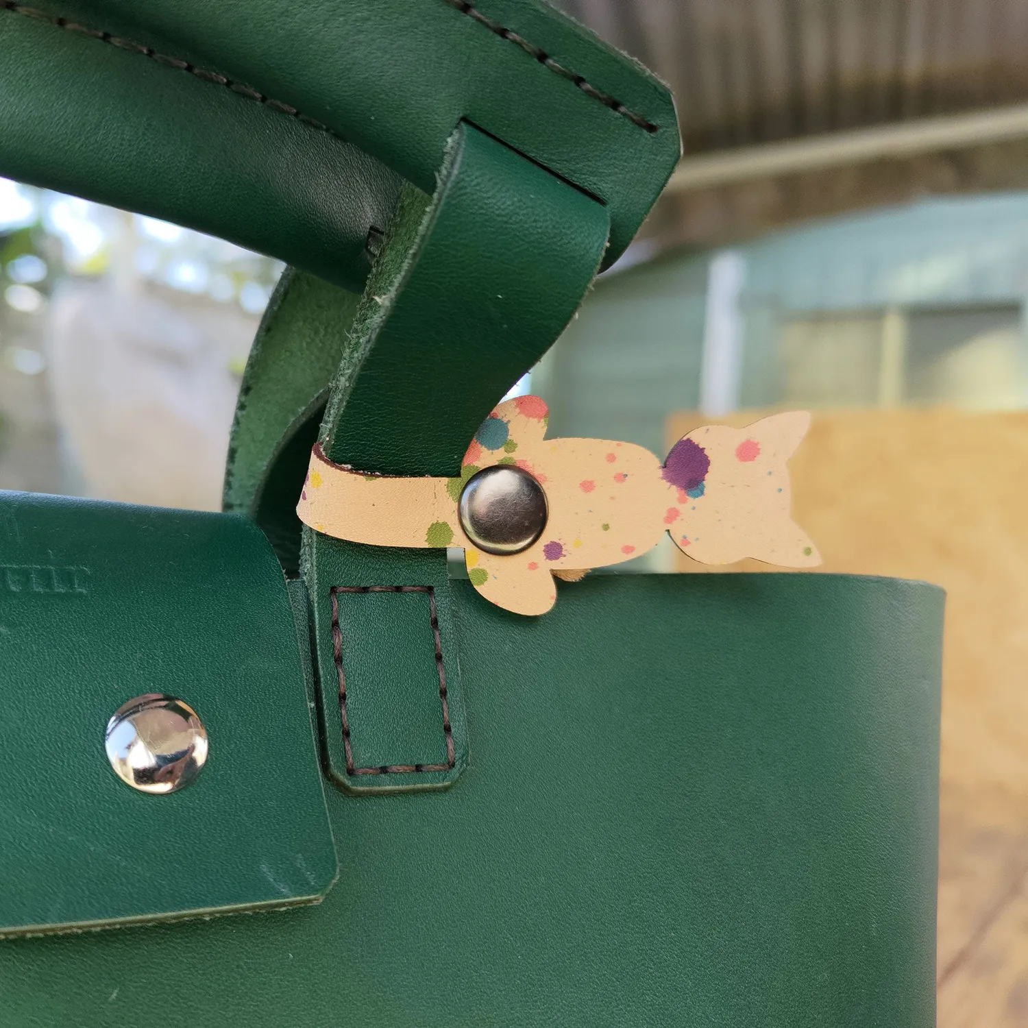CagnaCuir Atelier Le Chat range-câble cuir splash déco sac