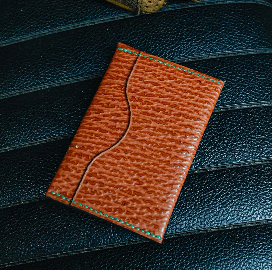 Atelier Anne R Tourville porte-cartes cuir marron ocre