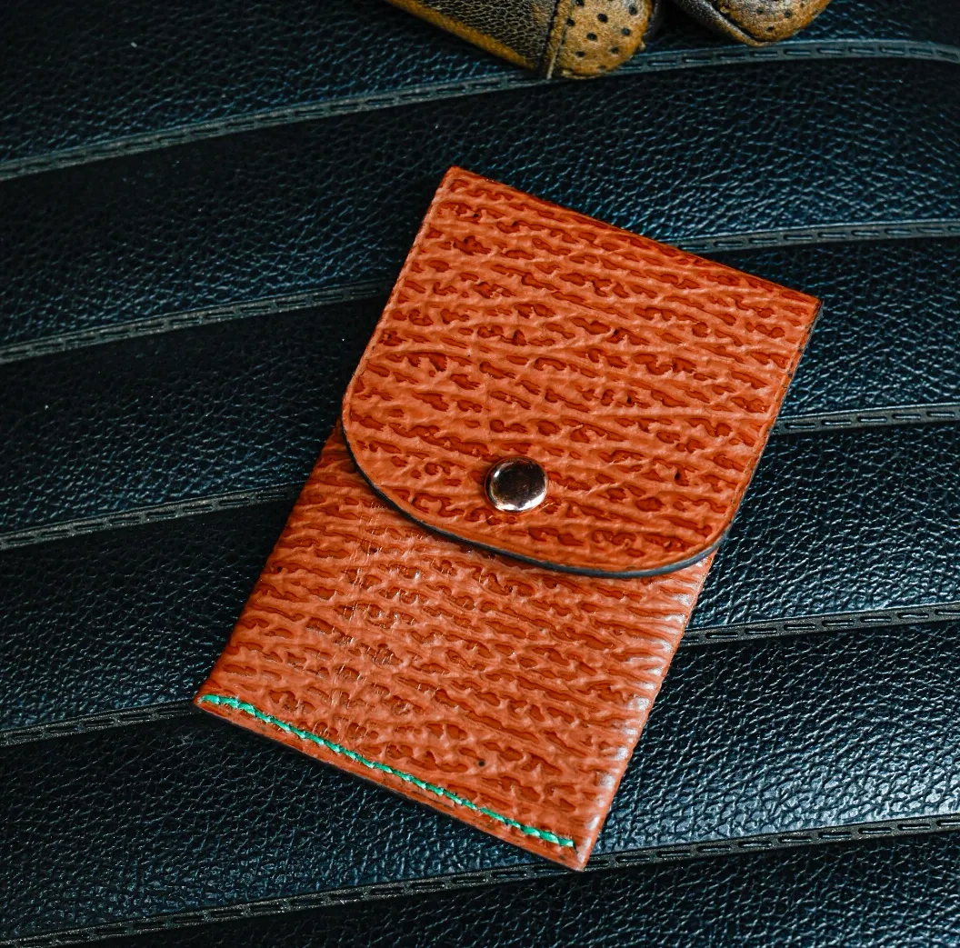 Atelier Anne R Tourville porte-cartes cuir marron ocre
