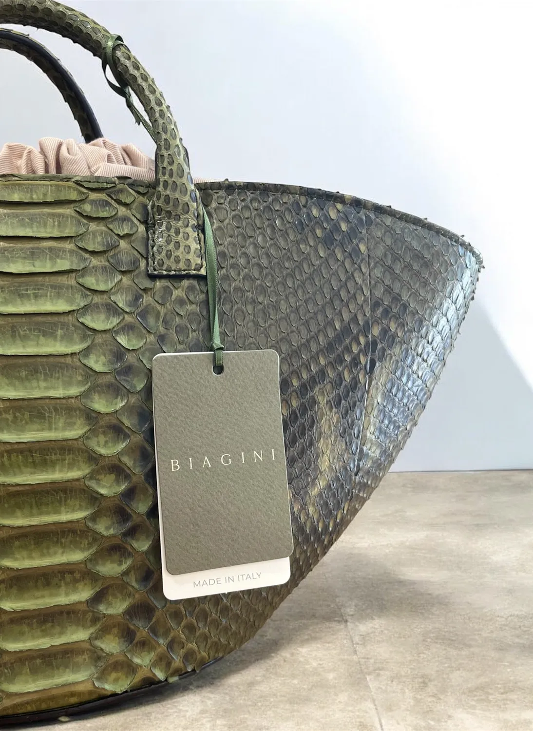 Hexagone Cuir Pyth sac cuir femme python vert double anses