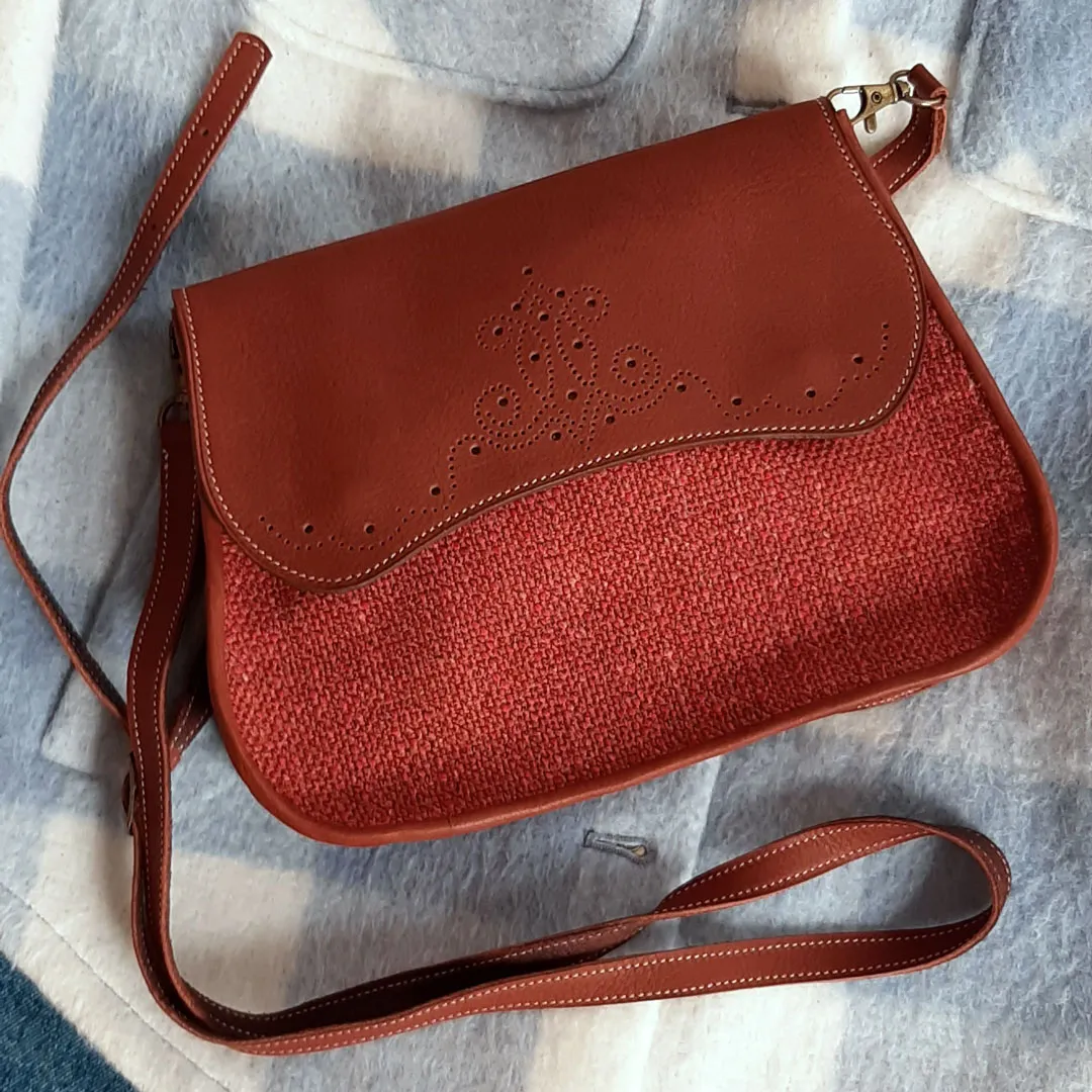 Atelier Anne R Gabeline besace cuir chocolat bandoulière