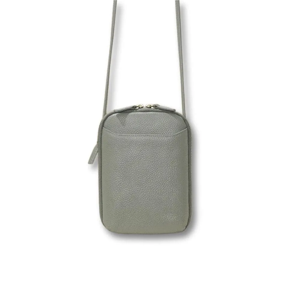 Maison Sacoches Danaé sacoche cuir gris rabat compacte