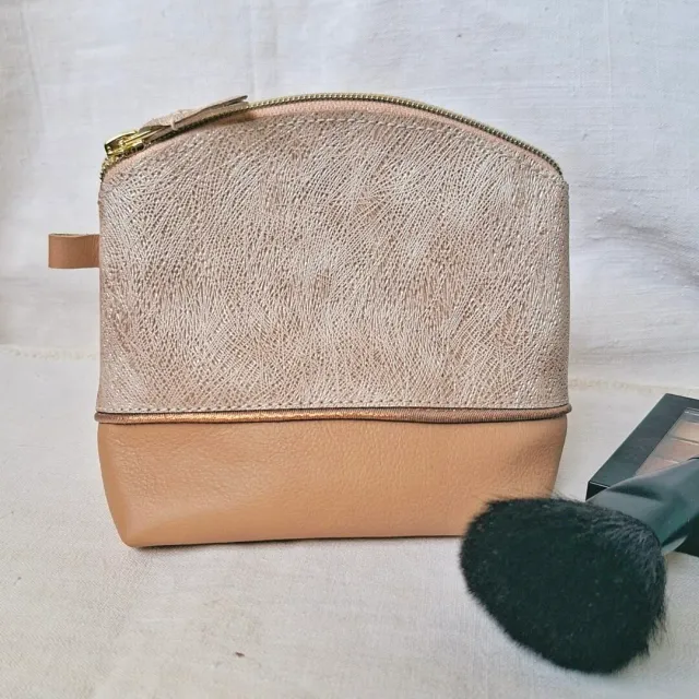 Atelier Anne R Trousse cuir chèvre bovin doré