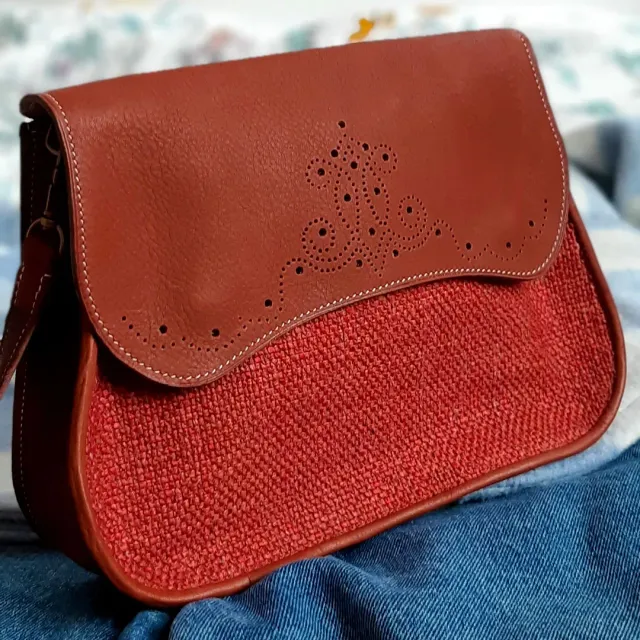 Atelier Anne R Gabeline besace cuir chocolat bandoulière