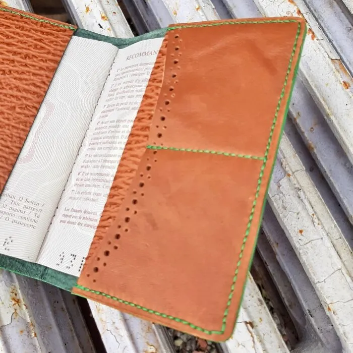 Atelier Anne R porte-passeport cuir marron requin