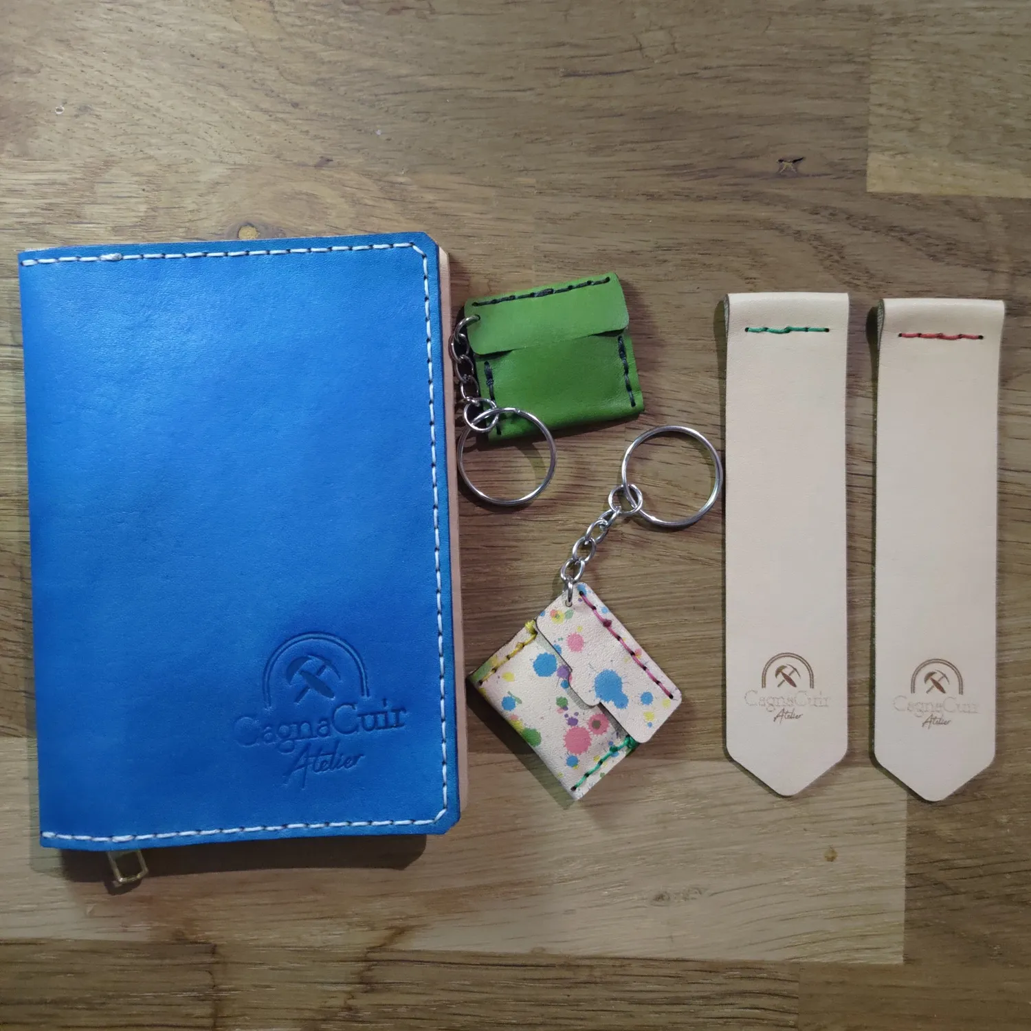 CagnaCuir Atelier Le Ruban marque-page cuir splash