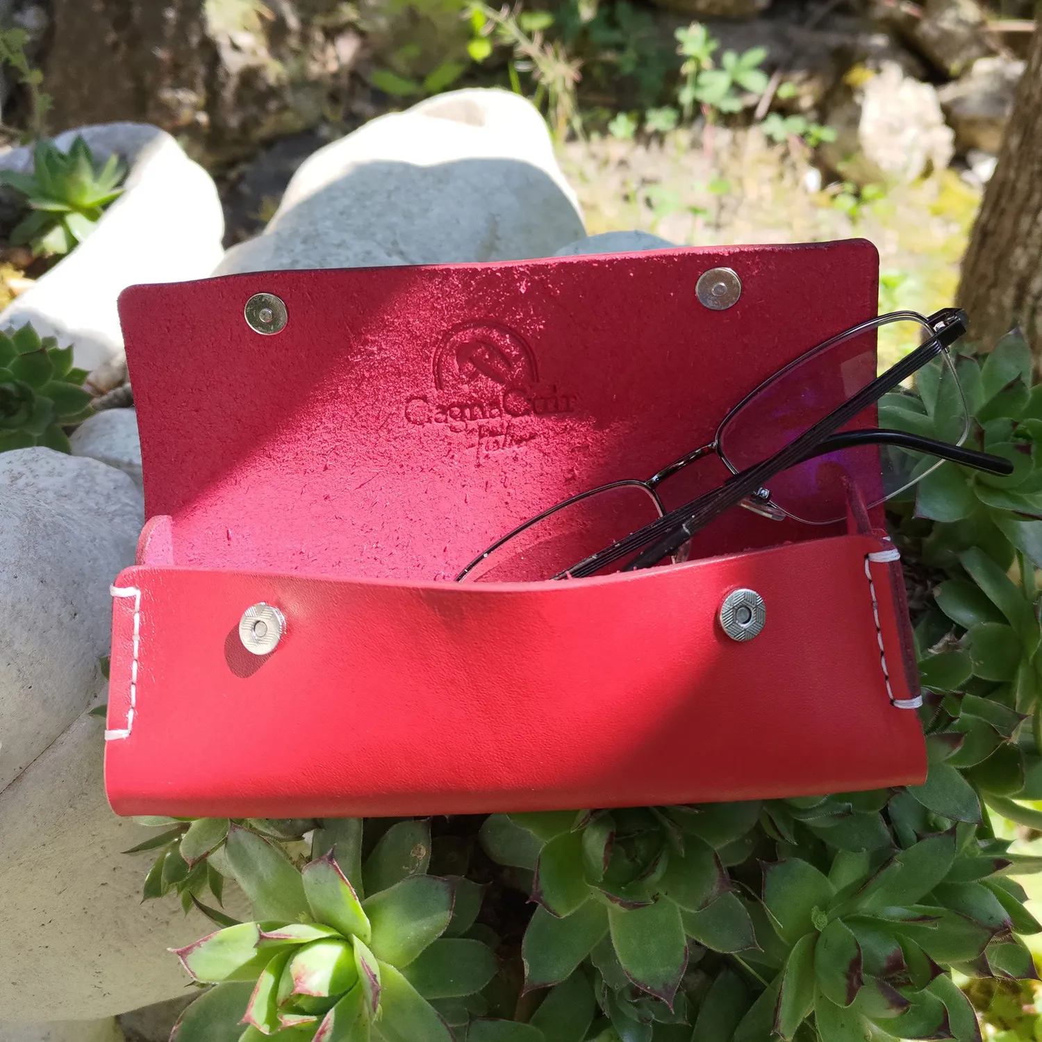 CagnaCuir Atelier L'Ovale étui lunettes cuir noir