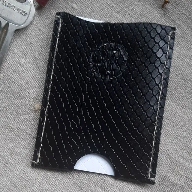 Atelier Anne R Minimaliste porte-carte cuir noir 1 carte