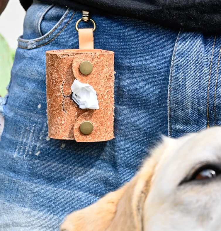Atelier Anne R pochette Wouf sacs chien